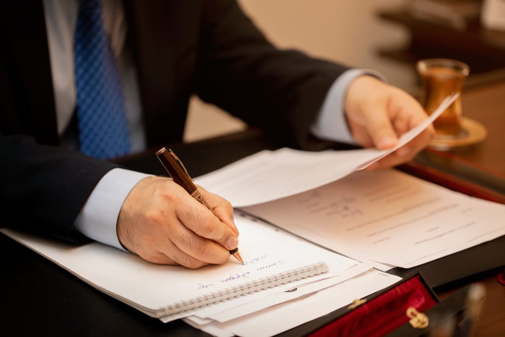 lawyer preparing a will